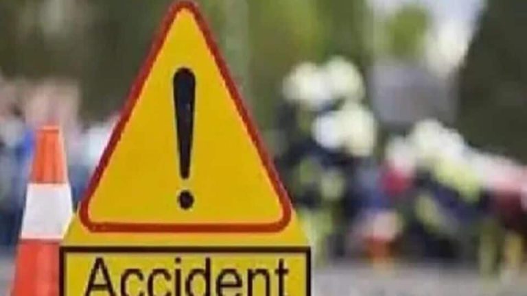 Accident: டீ கடைக்குள் புகுந்த லாரியால் நேர்ந்த விபரீதம் 5 பேர் பரிதாப பலி!