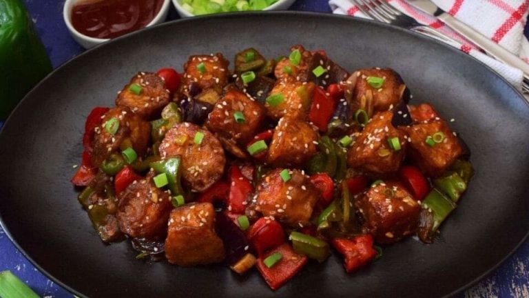 Chilli Paneer : சுவையான சில்லி பன்னீர்! அருமையான மாலை நேர சிற்றுண்டி!