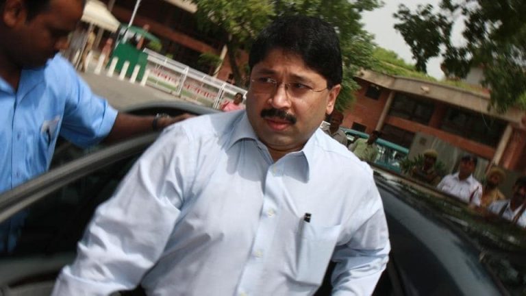 Dayanidhi Maran: ’இந்தி படிப்பவர்கள் கக்கூஸ் கழுவுகிறார்கள்!’ தயாநிதி பேச்சால் வெடித்தது சர்ச்சை!