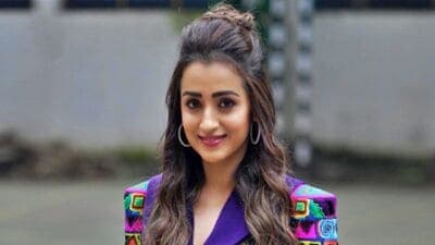 Trisha: 13 வருடங்களுக்கு பிறகு பாலிவுட்டில் ரீ-என்ட்ரி கொடுக்கும் த்ரிஷா – பிடித்த ஹீரோவுடன் நடிக்க வந்த வாய்ப்பு!