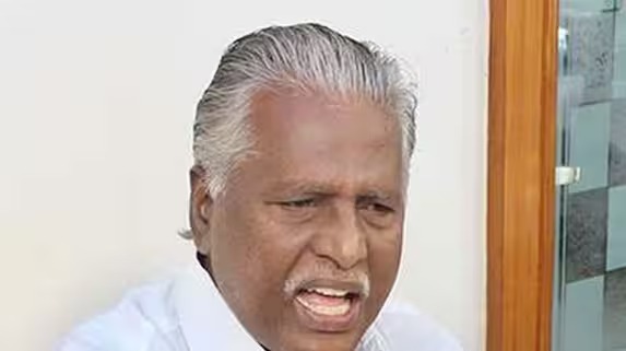 வரலாறு தெரியாமல் பேசும் அண்ணாமலையின் பேச்சை பிரதமர் மோடி கட்டுப்படுத்த வேண்டும் – கே.பி.முனுசாமி