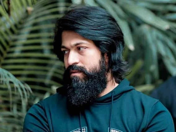 Actor Yash: “கேஜிஎஃப்” நடிகர் யஷ் பிறந்தநாளில் சோகம் .. பேனர் வைத்த 3 ரசிகர்கள் மின்சாரம் தாக்கி உயிரிழப்பு