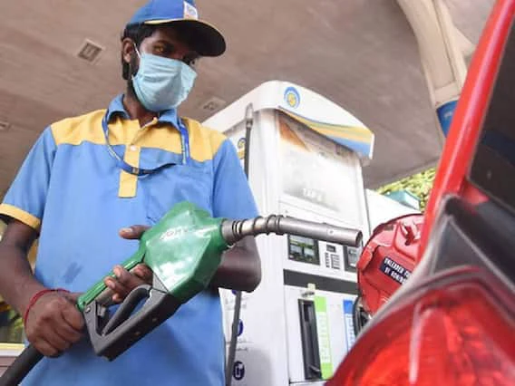 Petrol Diesel Price Today: வாகன ஓட்டிகளுக்கு மகிழ்ச்சி செய்தியா? – சென்னையில் இன்றைய பெட்ரோல், டீசல் விலை நிலவரம்..!