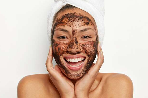 Coffee Face Mask: தங்கம் போல் முகம் ஜொலிக்கணுமா? வீட்டிலேயே செய்யலாம்