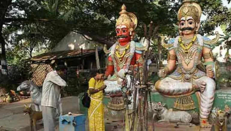 குலதெய்வத்தை வழிபட்டால் இத்தனை கிடைக்கும் பலன்களை தெரிந்து கொள்ளுங்கள்..!