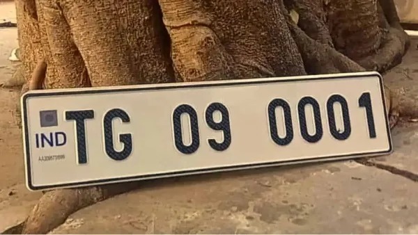 துபாய்-க்கு நிகராக பேன்சி நம்பர் பிளேட்க்கு போட்டி! தெலுங்கானாவில் 0001 பிளேட் விலை என்ன தெரியுமா?!