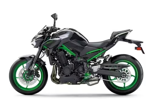 ரூ.9.29 லட்சம் விலையில் அறிமுகப்படுத்தப்பட்டிருக்கும் 2024 Kawasaki Z900…!