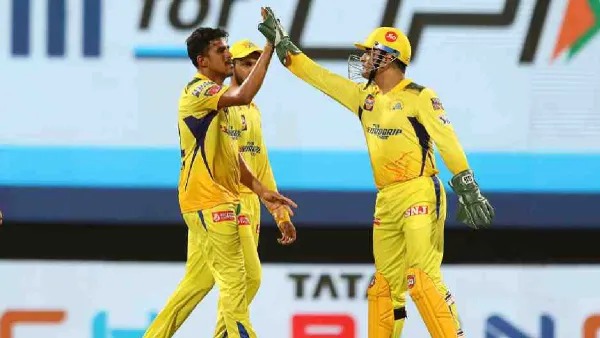 CSK vs RCB – சிஎஸ்கே அணியில் இன்று 4 வெளிநாட்டு வீரர்கள் யார்? முதல் ஆட்டமே ஒரே குழப்பமா இருக்கே