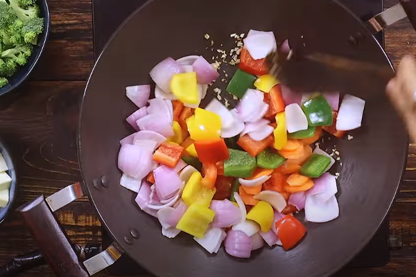 Vegetable Paneer Stir Fry : எடையை குறைக்க நினைப்பவர்களுக்கு ‘வெஜிடபிள் பன்னீர் ஸ்டிர் பிரை’