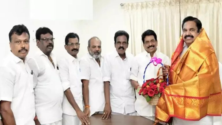 #JUST IN:அதிமுக கூட்டணியில் இணைந்தது அகில இந்திய ஃபார்வர்டு பிளாக் கட்சி..!